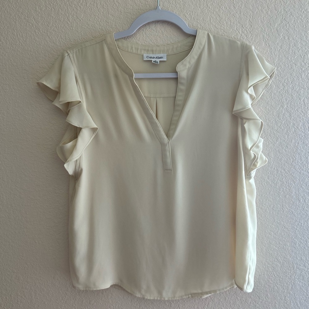 Calvin Klein Women's Cream Ruffle Blouse